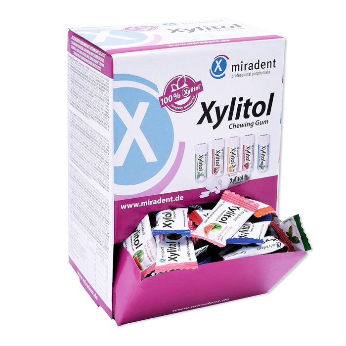 MIRADENT DENTAL CARE NÄRIMISKUMM XYLITOL ASS 200TK 635069
