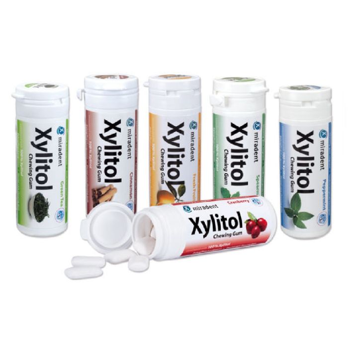 MIRADENT DENTAL CARE NÄRIMISKUMM XYLITOL ASS 200TK 635069